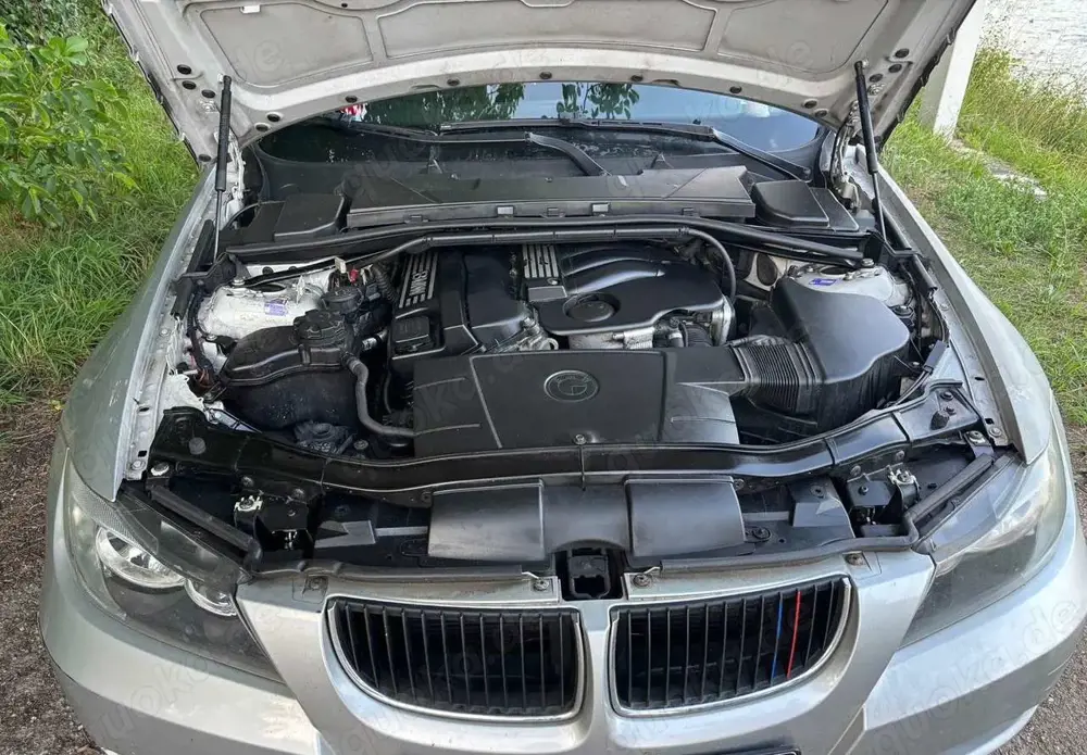 BMW 320 320i