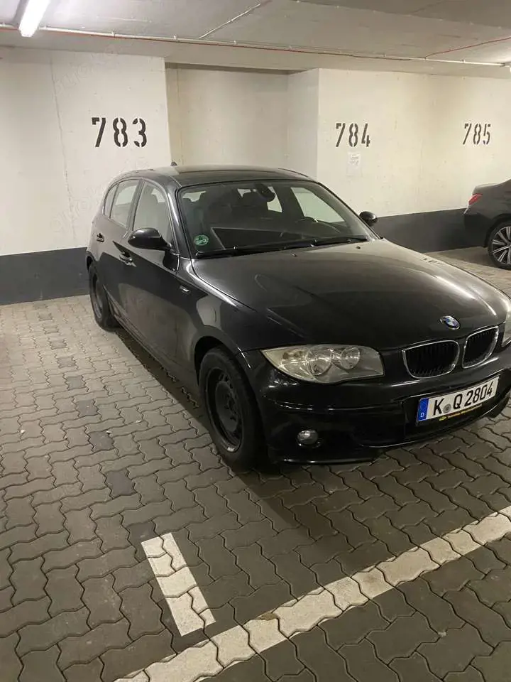 BMW 118 118i Tüv 05/2026 Schwarz
