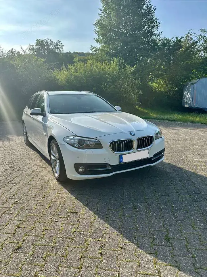 BMW 520 520d Touring Edt. Sport Navi Prof. Xenon SHZ PDC