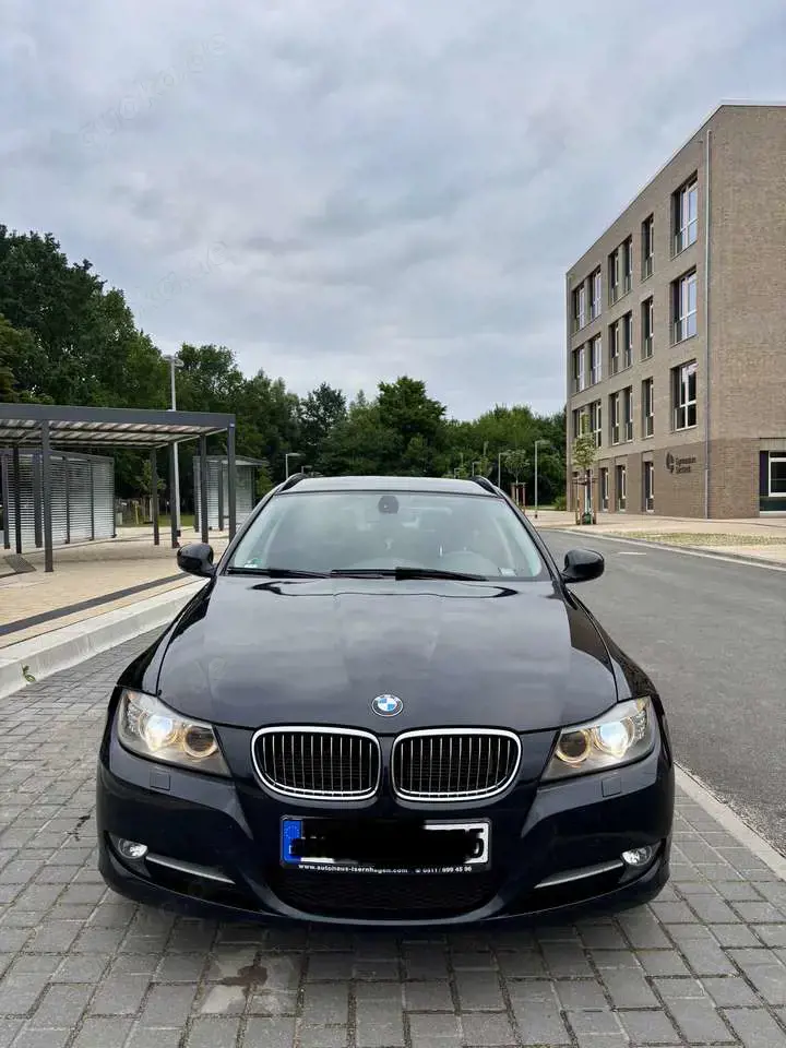 BMW 320 320d xDrive DPF Touring Aut. Edition Exclusive