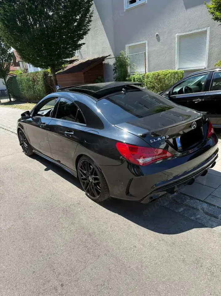 Mercedes-Benz CLA 45 AMG 4Matic Speedshift DCT 7G