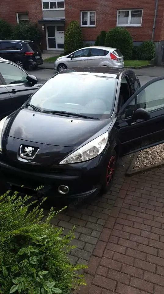 Peugeot 207 207 3-Türer 95 VTi Filou