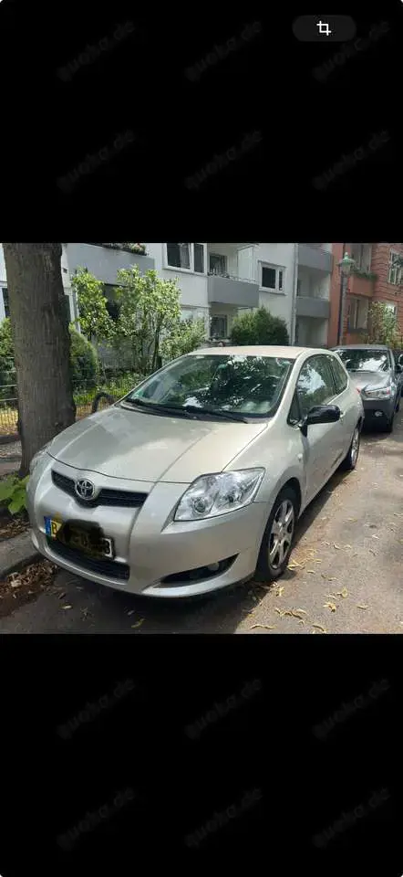 Toyota Auris 1.4 VVT-i Sol