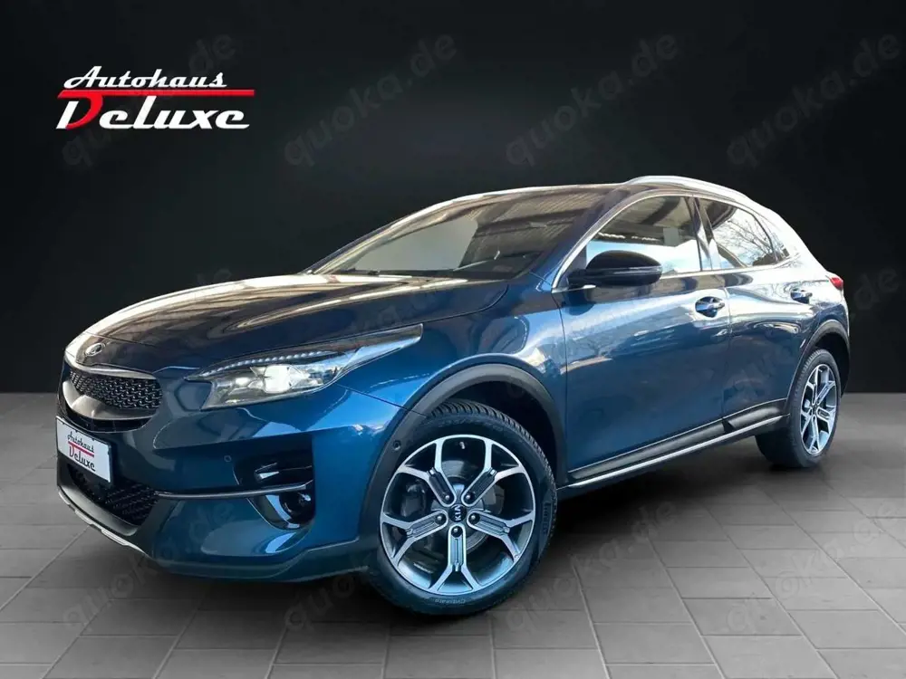 Kia XCeed 1,6 CRDi NAVI-KAMERA-PANORAMA-ACC-LED