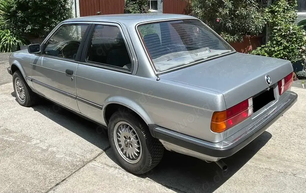 BMW 318 318i