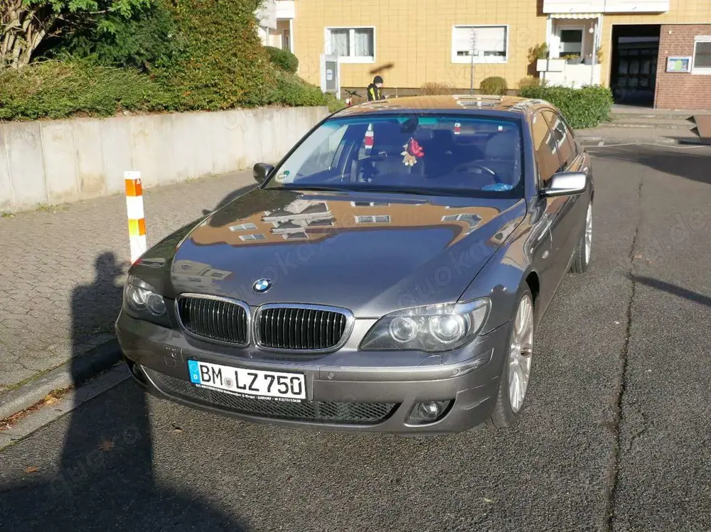 BMW 750 750i