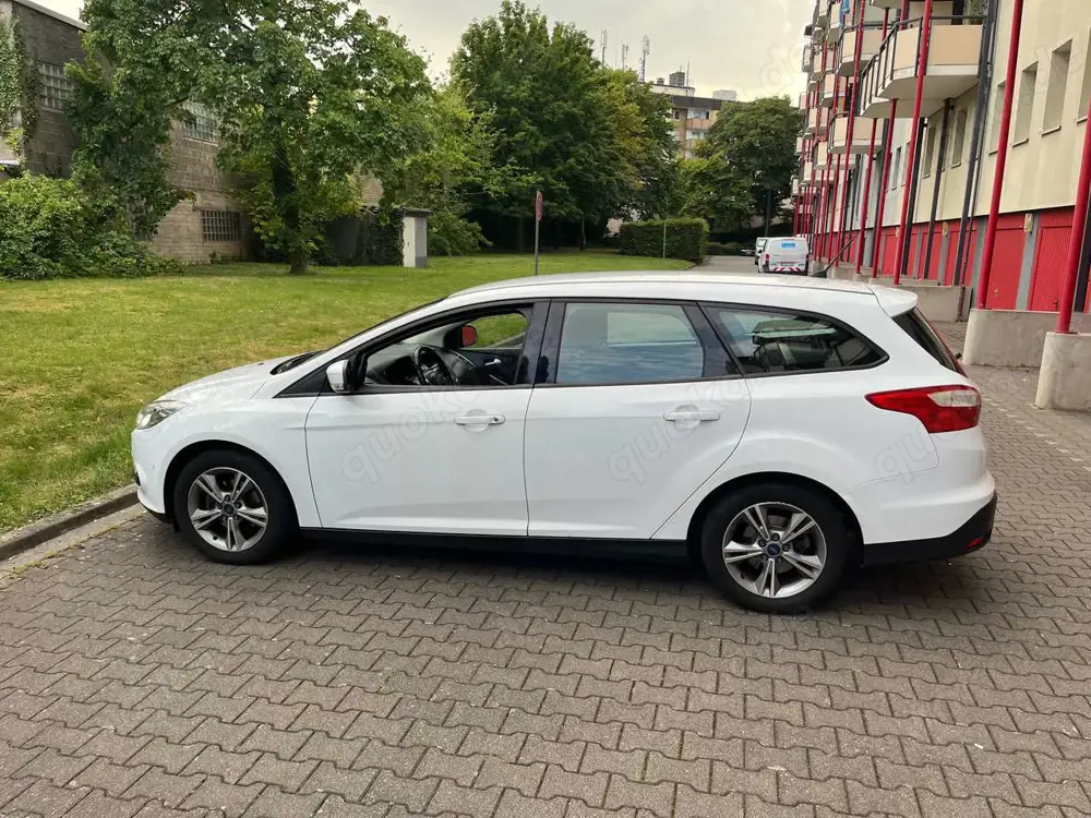 Ford Focus Turnier 1.0 EcoBoost Start-Stopp-System Champions