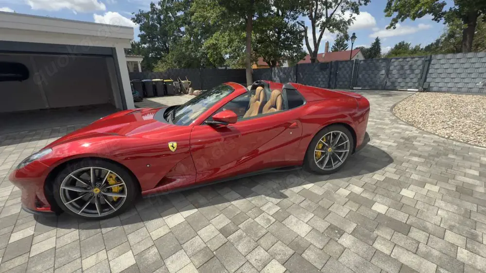 Ferrari 812 GTS
