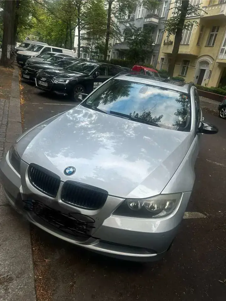 BMW 320 320i Aut.