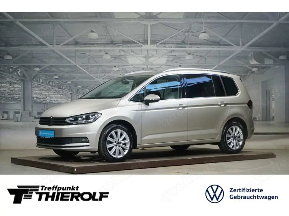 Volkswagen Touran Highline 2.0 TDI DSG AHK Kamera Navi Sitzhz