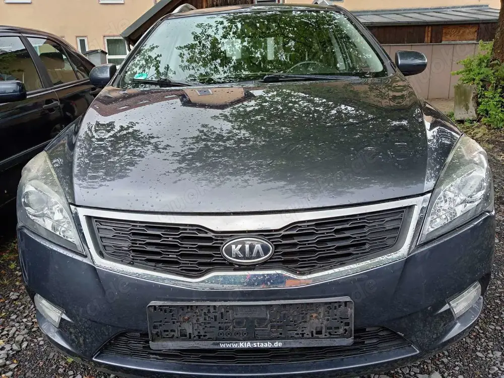 Kia Ceed SW / cee'd SW Vision