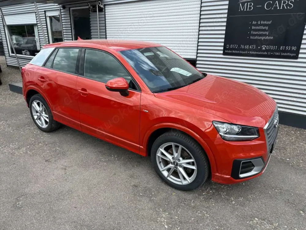 Audi Q2 S line Sportpaket/Plus*NAVI*PDC*ALU*AHK