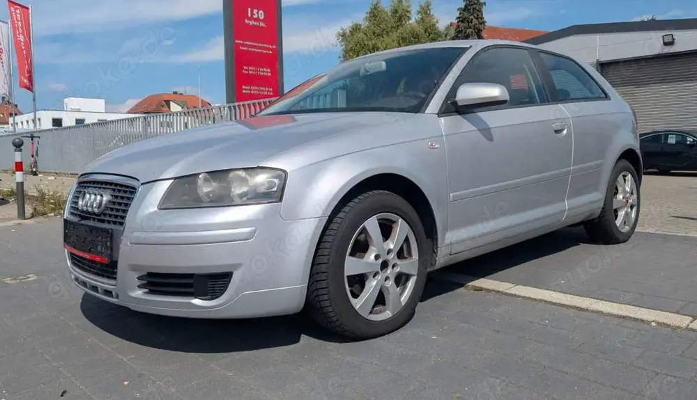 Audi A3 1.9 TDI Attraction / TÜV 03/27 / Klimaaut.
