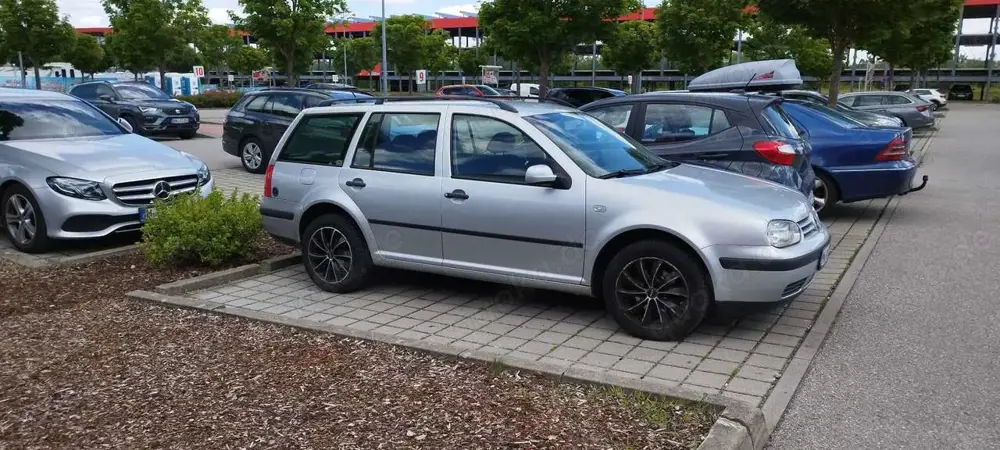Volkswagen Golf Variant 2.0