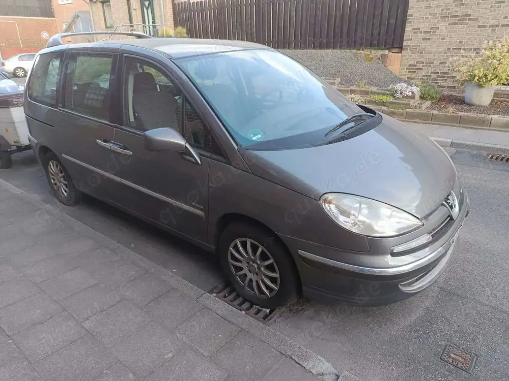 Peugeot 807 HDi 130 Esplanade
