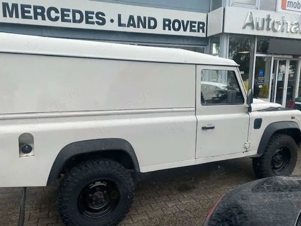 Land Rover Defender 110 E Hard Top
