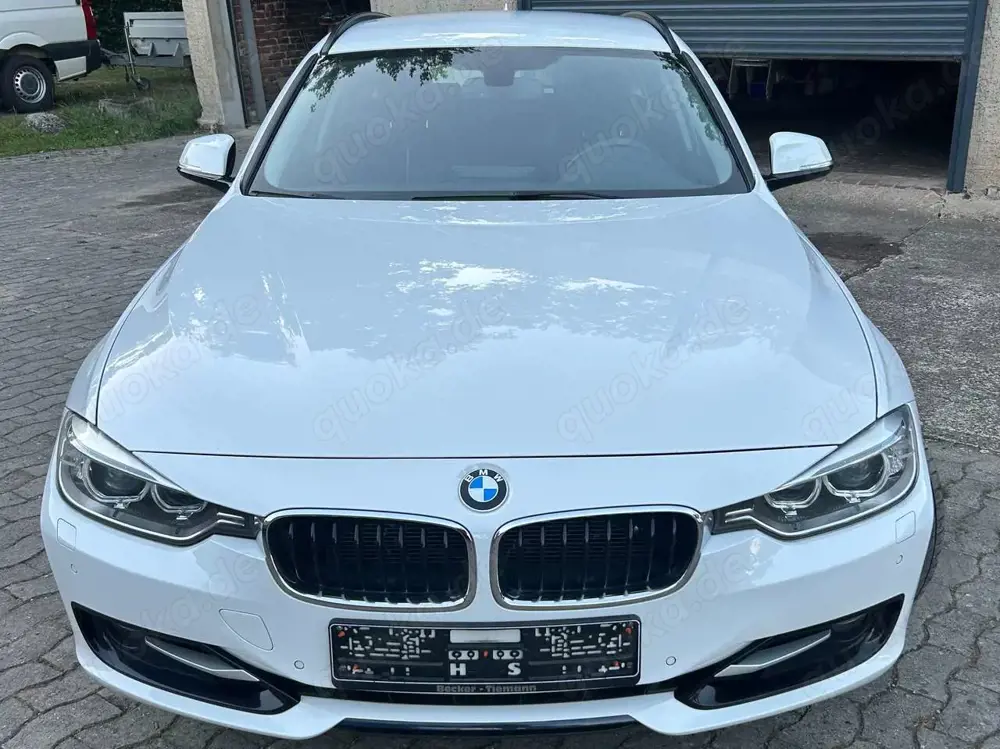 BMW 330 330d Touring xDrive Aut. Sport Line