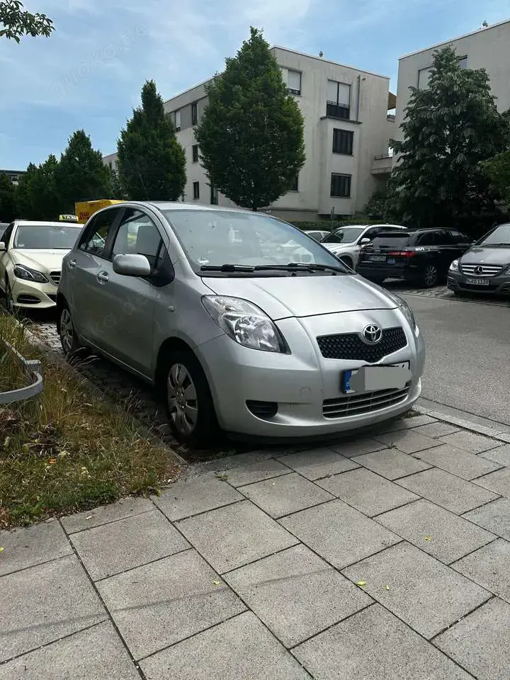 Toyota Yaris Sol