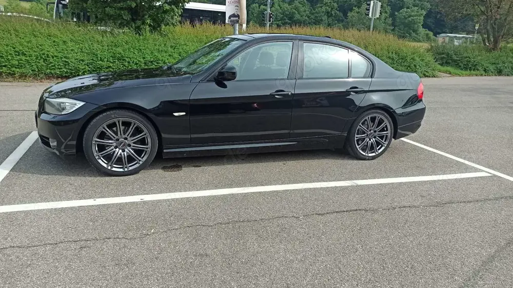 BMW 318 318i E90 Facelift