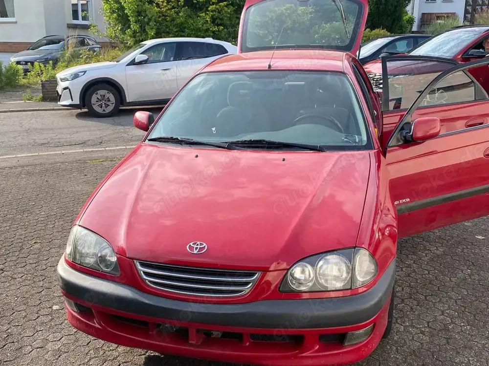Toyota Avensis Avensis 1.8linea terra
