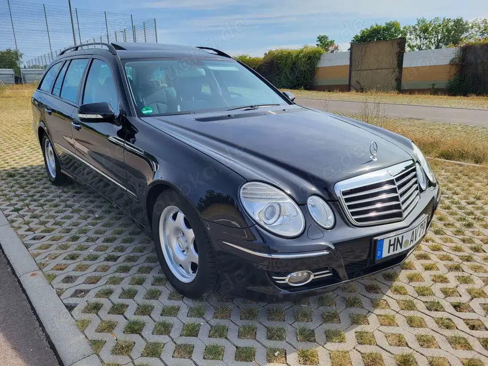 Mercedes-Benz E 220 CDI T-Modell Avantgarde Comand 2.5 AHK SHD