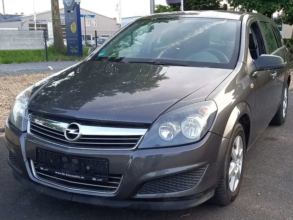 Loading...Opel Astra Astra 1.4 Caravan Innovation