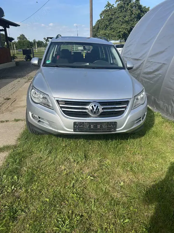 Volkswagen Tiguan 1.4 TSI 4Motion Track  Field