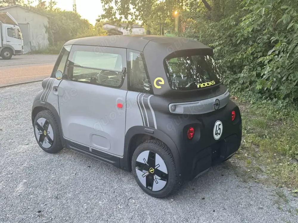 Opel Rocks-e Elektro 45kmh Microcar Mopedauto