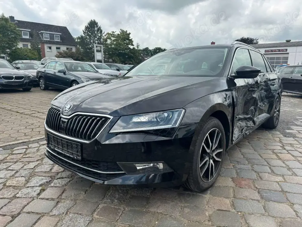 Skoda Superb Combi Style Busines Columbus*Pano*LED*ACC