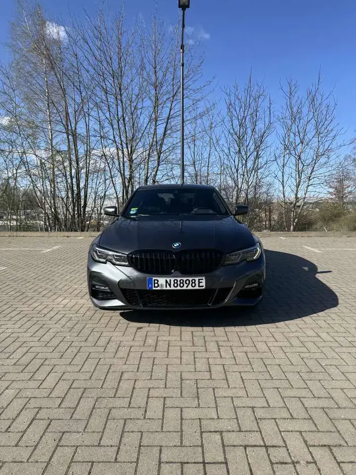 BMW Others BMW 330e M Sport Shadow Line