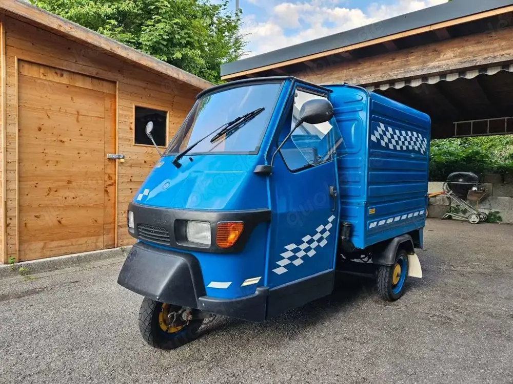 Piaggio Ape Kastenaufbau