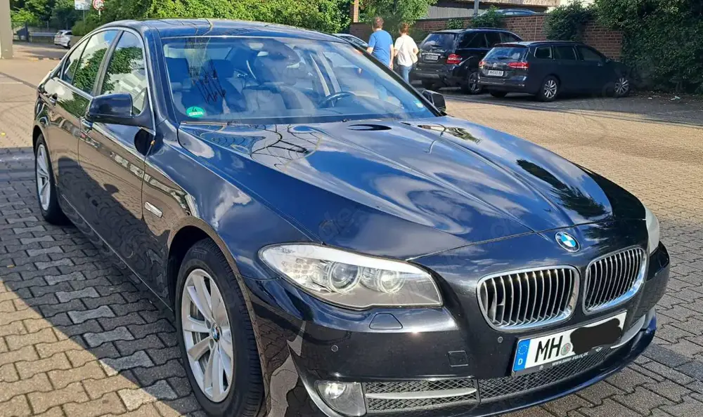 BMW 528 528i