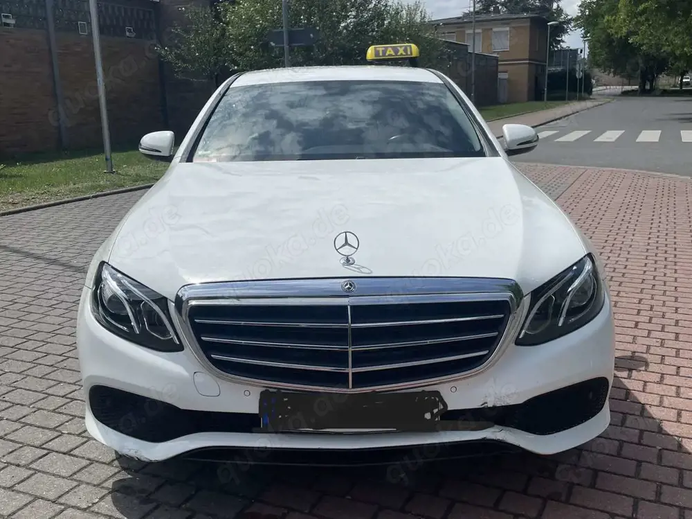 Mercedes-Benz E 200 E 200 d 9G-TRONIC