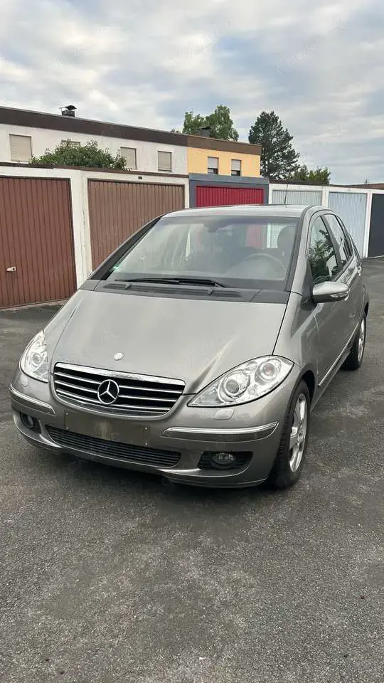 Mercedes-Benz 200 Sehr gepflegtes Autotronic Avantgarde TÜV 10/2026