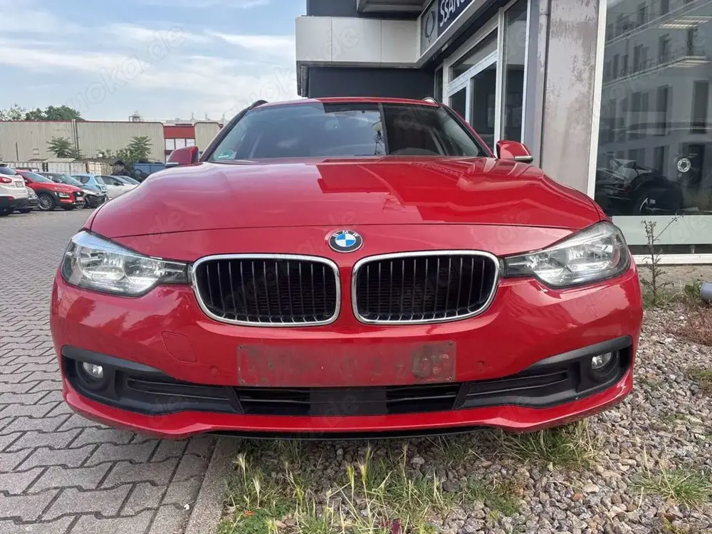 BMW 320 320d Touring xDrive Aut. Advantage
