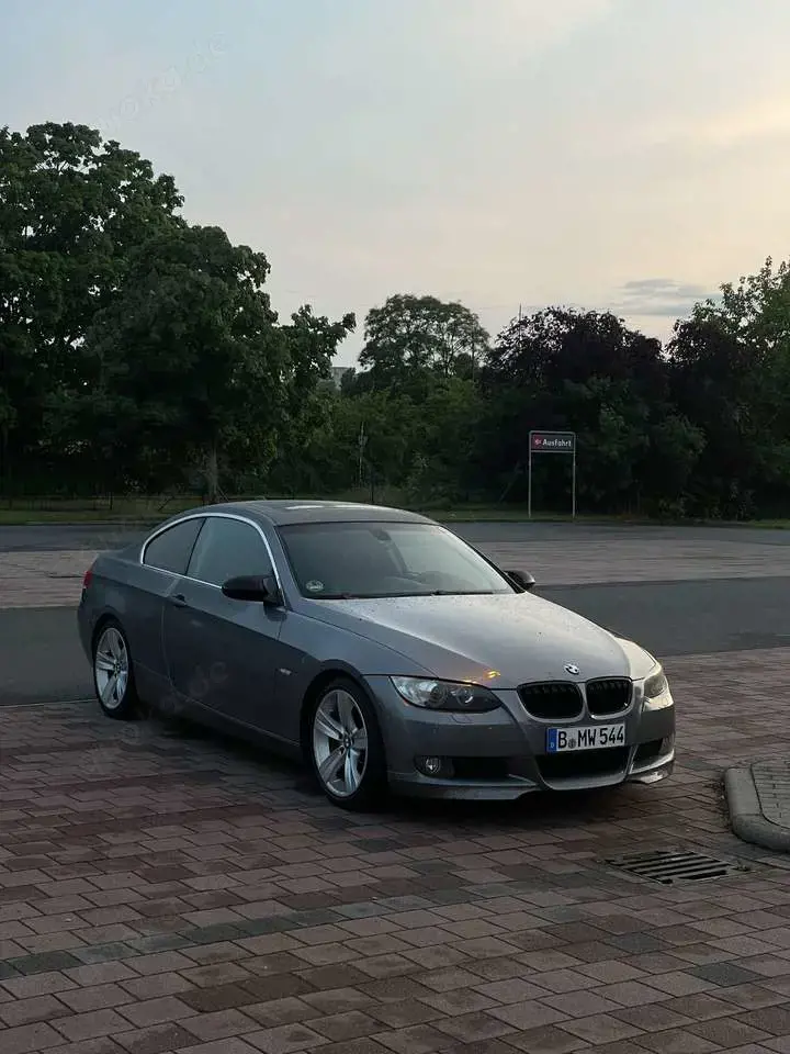 BMW 325 325i Coupe