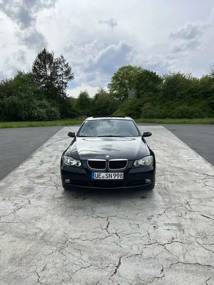 BMW 318 318i