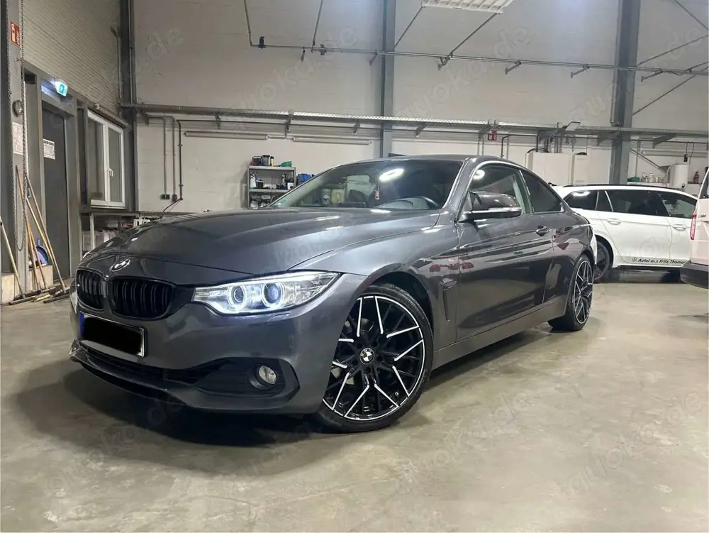 BMW 420 420i Coupe Sport-Aut. Sport Line