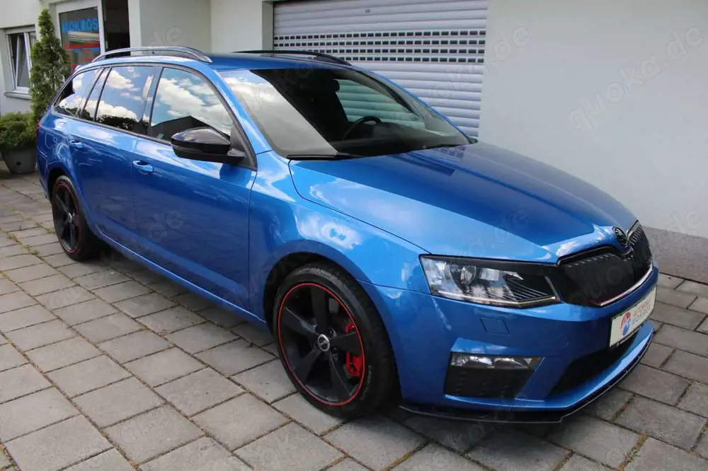 Skoda Octavia Combi 2.0 TDI RS BiXenon Leder Navigation Tempomat