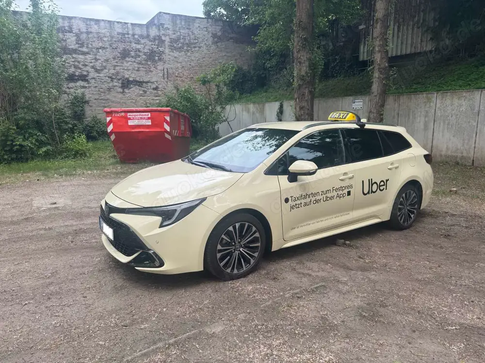 Toyota Corolla Taxi Corolla TS Hybrid 1.8 Team D Technik Paket