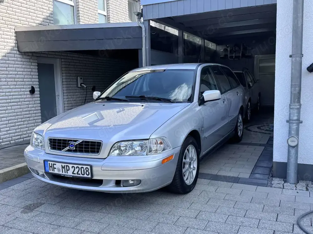 Volvo V40 1.8 Classic Limited Edition Comfort Leder SHZ TÜV