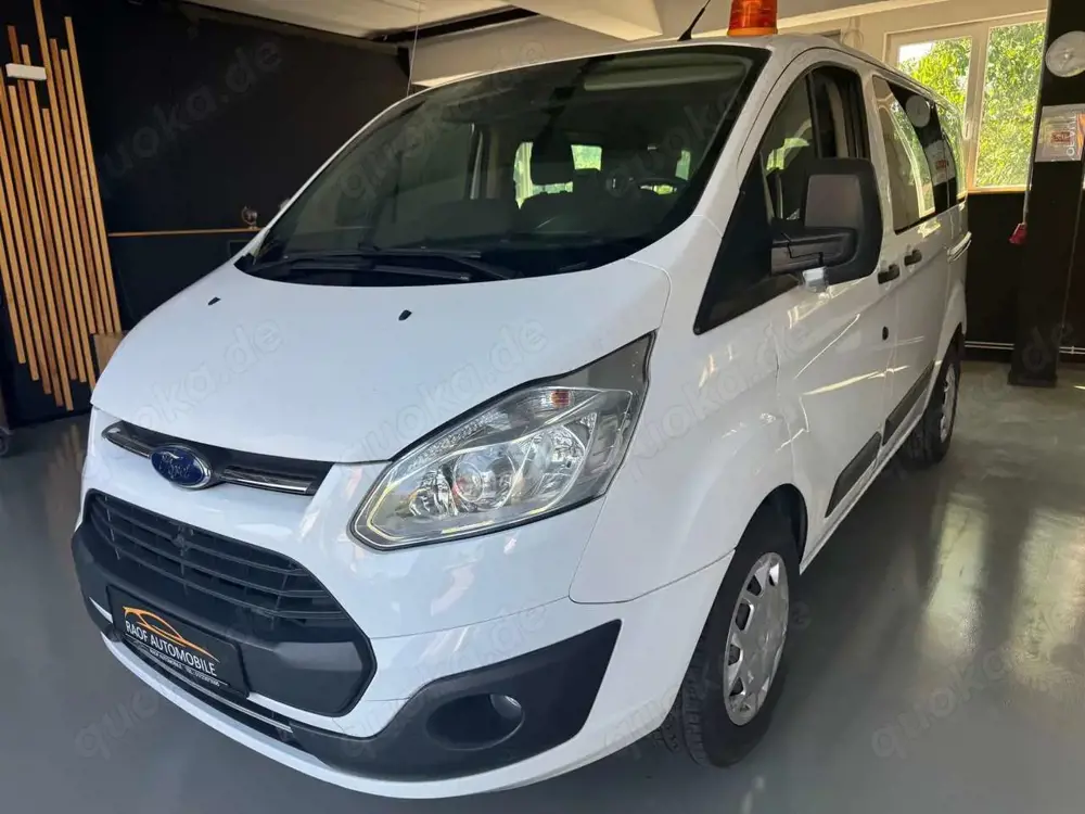 Ford Tourneo Custom 2.0 TDCi KAT 9 SITZER