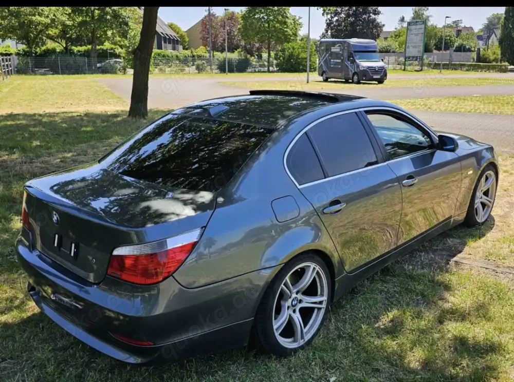 BMW 520 520i