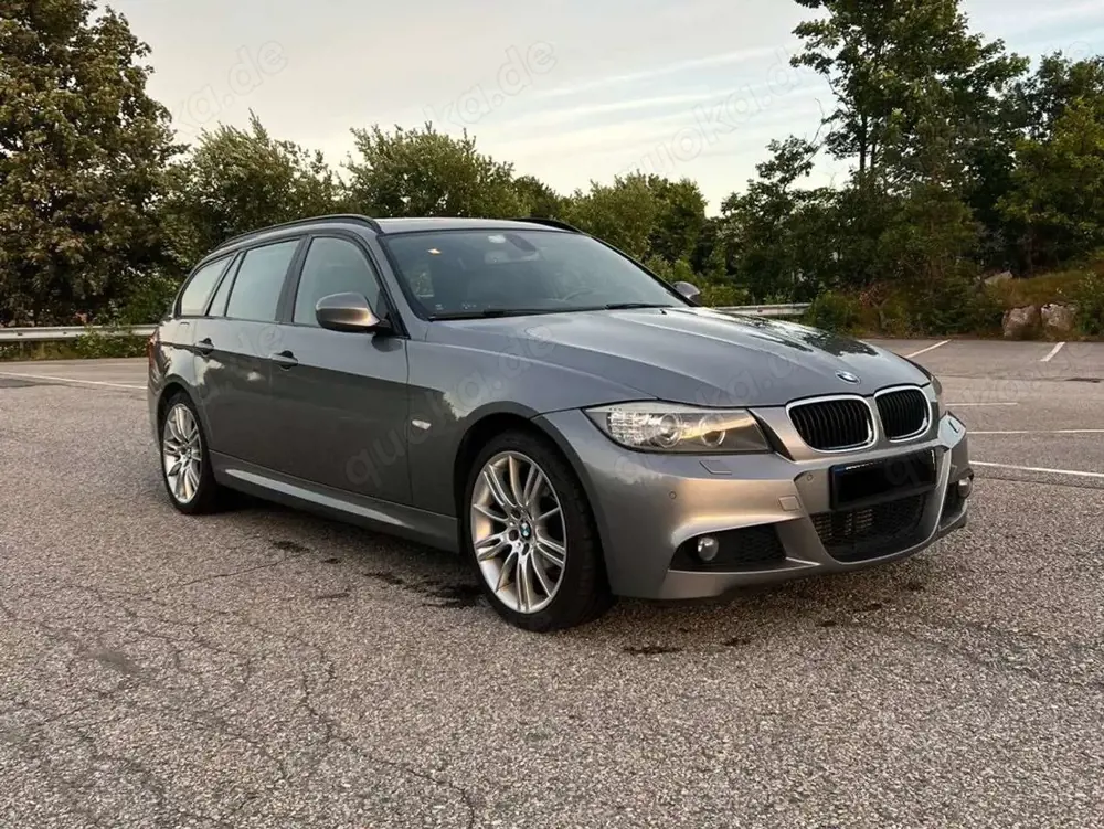 BMW 320 320d xDrive DPF Touring Aut.