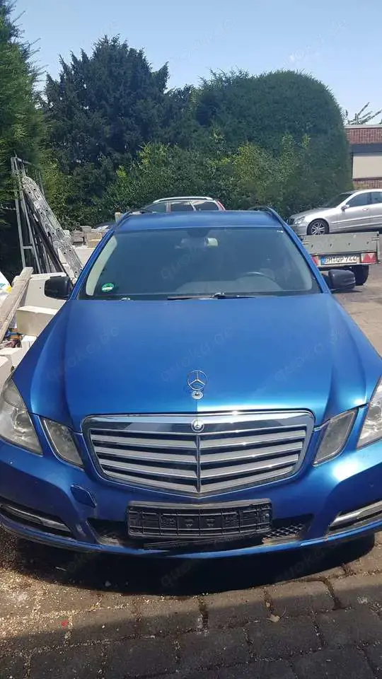Mercedes-Benz E 220 E 220 T CDI DPF BlueEFFICIENCY Automatik Elegance
