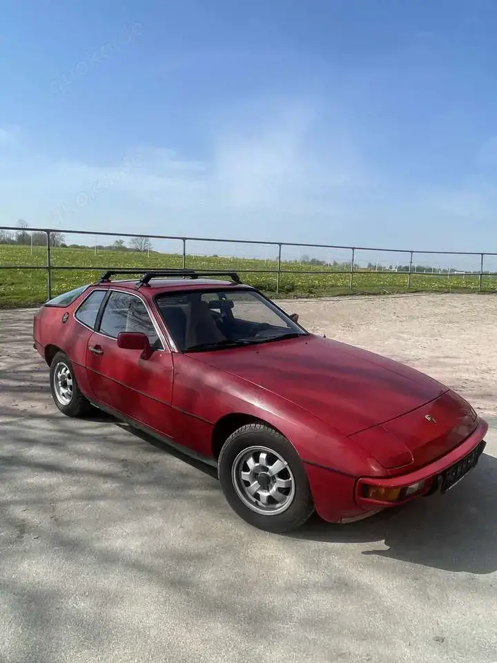 Porsche 924