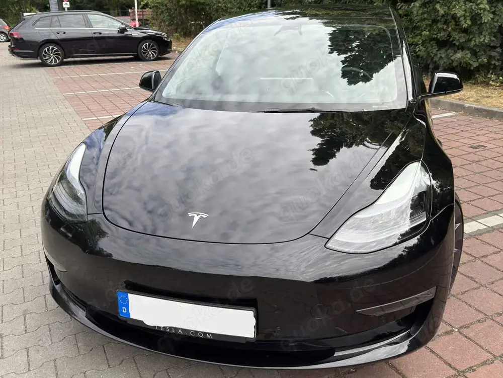 Tesla Model 3 Performance