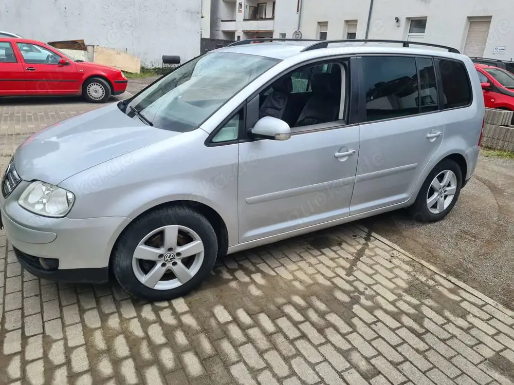 Volkswagen Touran Touran 2.0 FSI Trendline