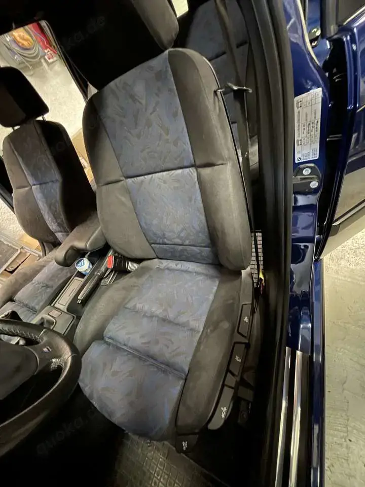 BMW 320 320i touring Sport Edition