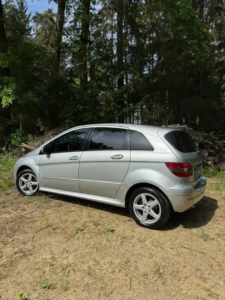 Mercedes-Benz B 150